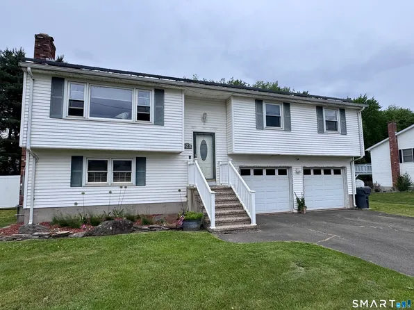 24 Middle Road, Enfield, CT 06082