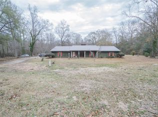 5510 Joy Ger Dr, Millbrook, AL 36054