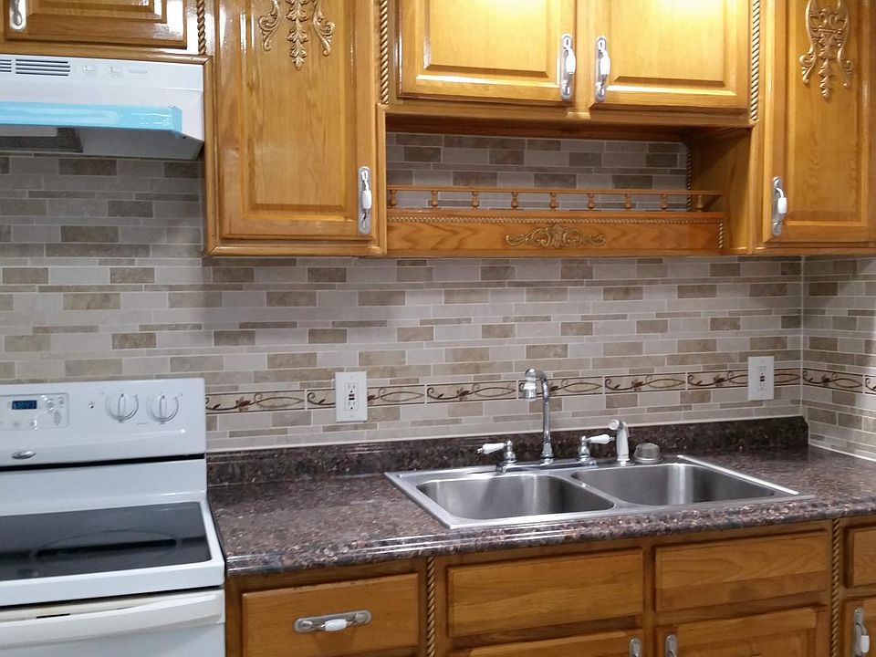 1st image of 9320 Goldenrod Rd APT A