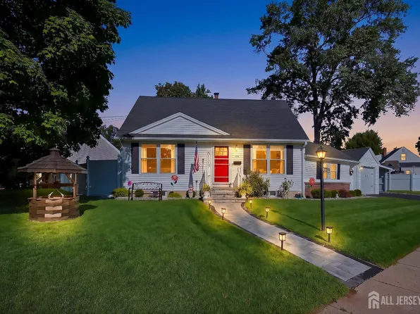 52 Leeds Dr, South Plainfield, NJ 07080