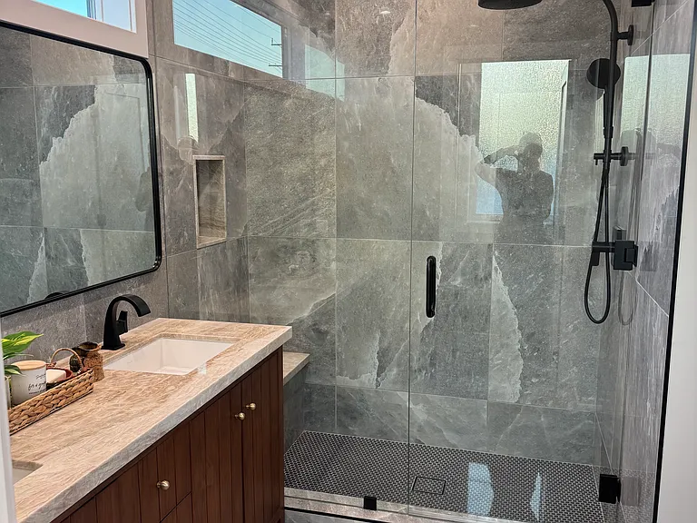 Spa style primary bathroom