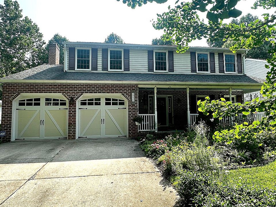 2nd image of 2228 Kempton Park Cir