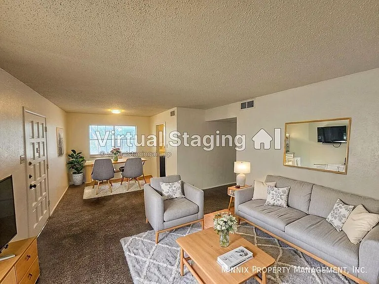 Whispering Oaks 1904 N. Midland — Photo 31