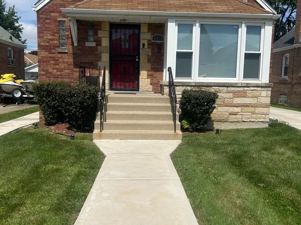 2816 W 85th St, Chicago, IL 60652