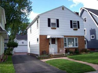 399 Laurelton Rd, Irondequoit, NY 14609