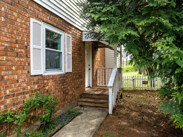 4604 Woodside Dr, Old Hickory, TN 37138