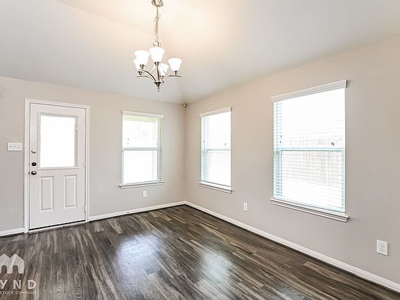 4th image of 16658 Bluefin St