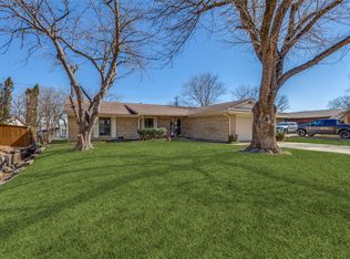 1608 Springbrook St, Mesquite, TX 75149