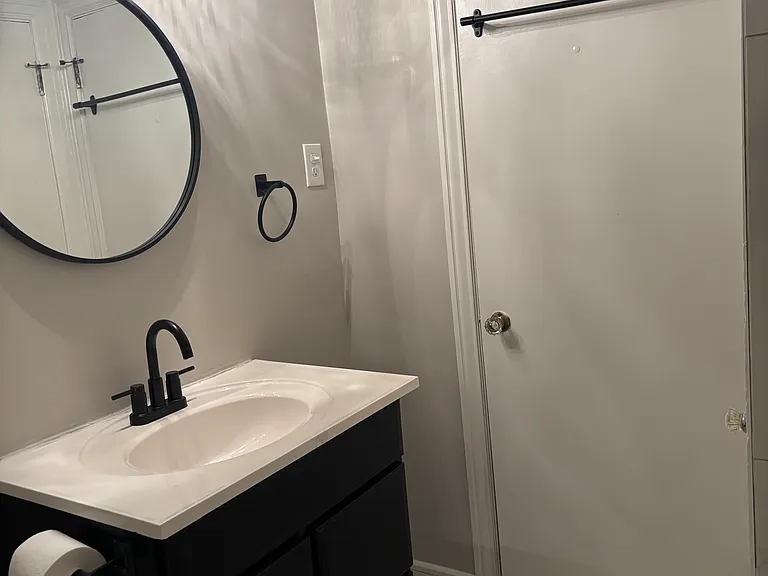 1136 Betty Ln #2 — Photo 5