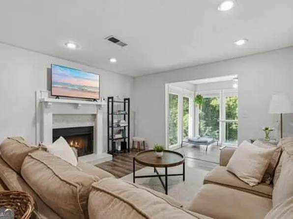 2698 Suwanee Way SE, Marietta, GA 30067