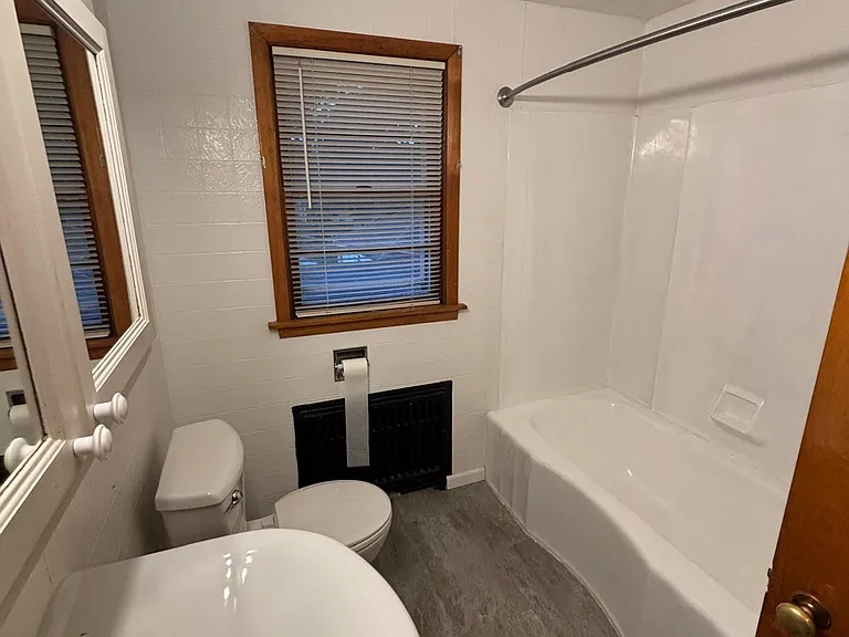 312 S Porter St — Photo 6