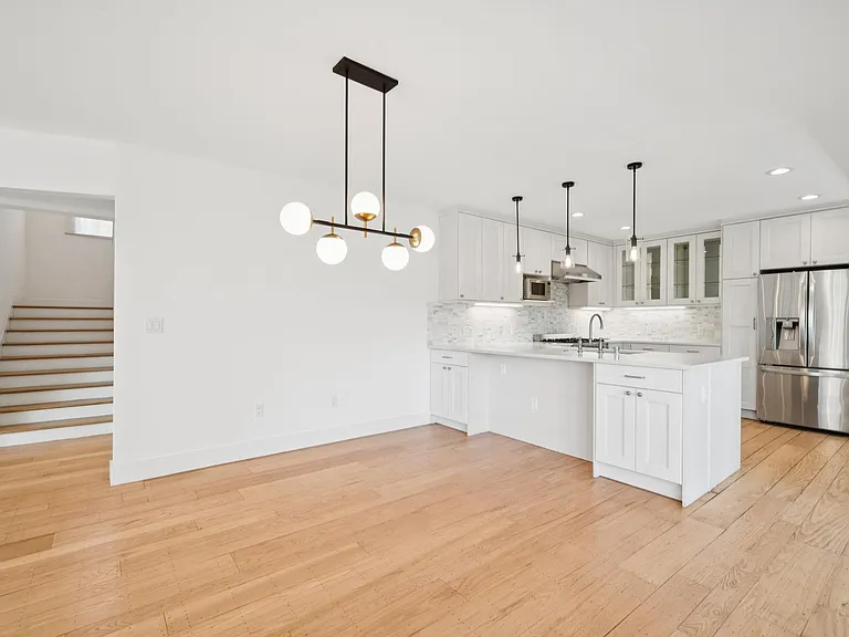 4923 Harbord Dr — Photo 24