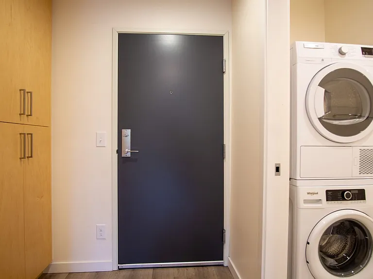 6015 S Virginia Ave #208 — Photo 9