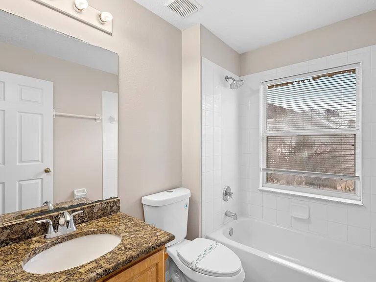 1911 Colonial Woods Blvd — Photo 28