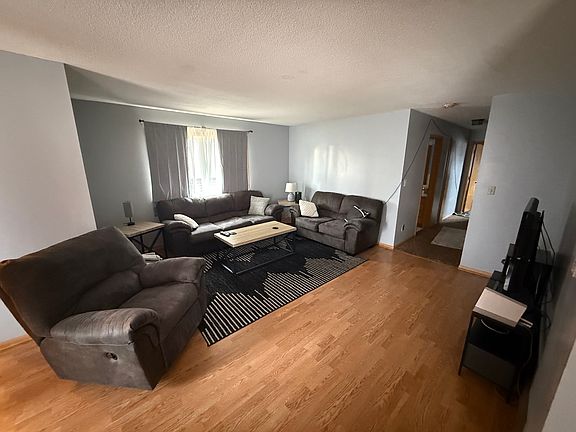 2nd image of 315 W 4th St APT B