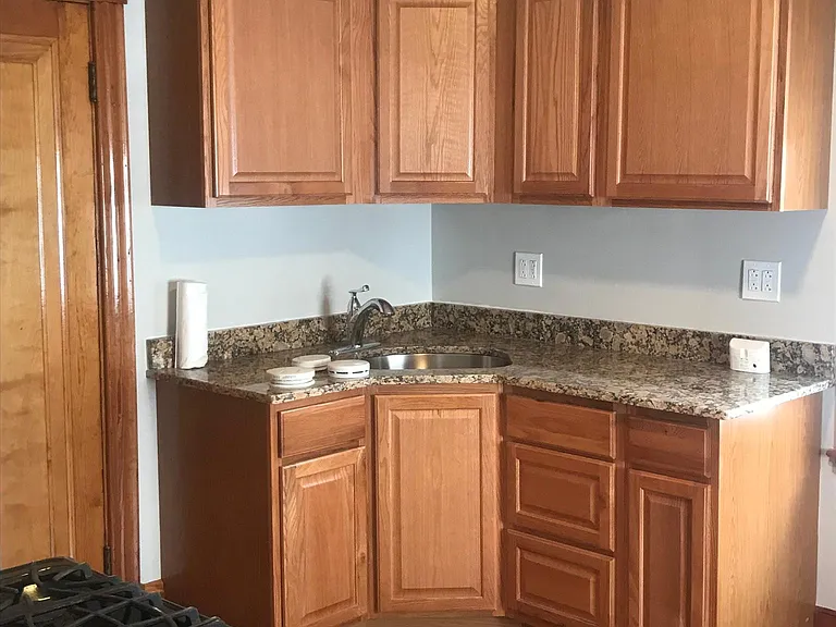 18 Hanover Cir #3 — Photo 8