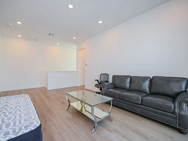 115 Sash — Photo 21