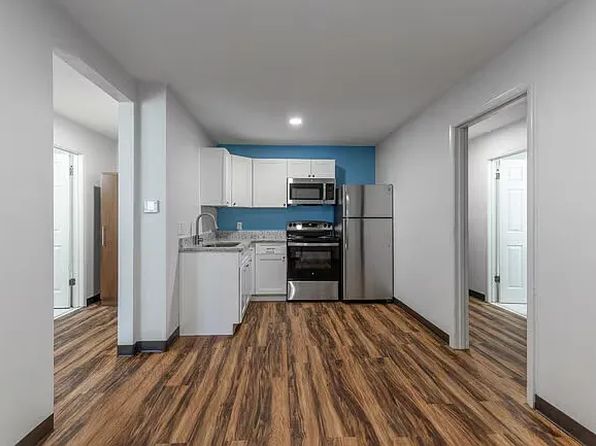 2425 Atrium Way #206