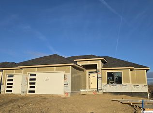 7805 N 167th Ave, Bennington, NE 68007