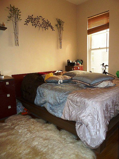 2nd image of 241 W 75th St APT 2B