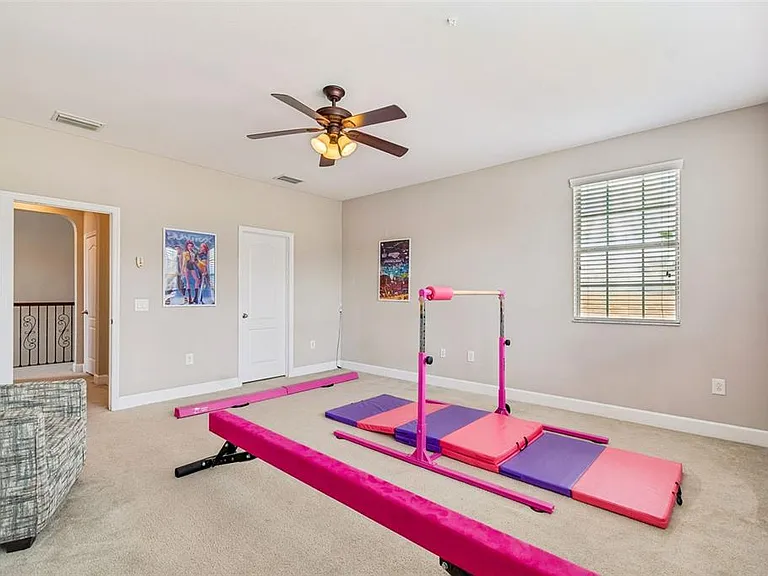 4123 Windcrest Dr — Photo 46