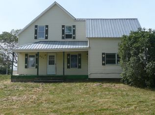 527 Canaan Rd, Ellenburg Depot, NY 12935