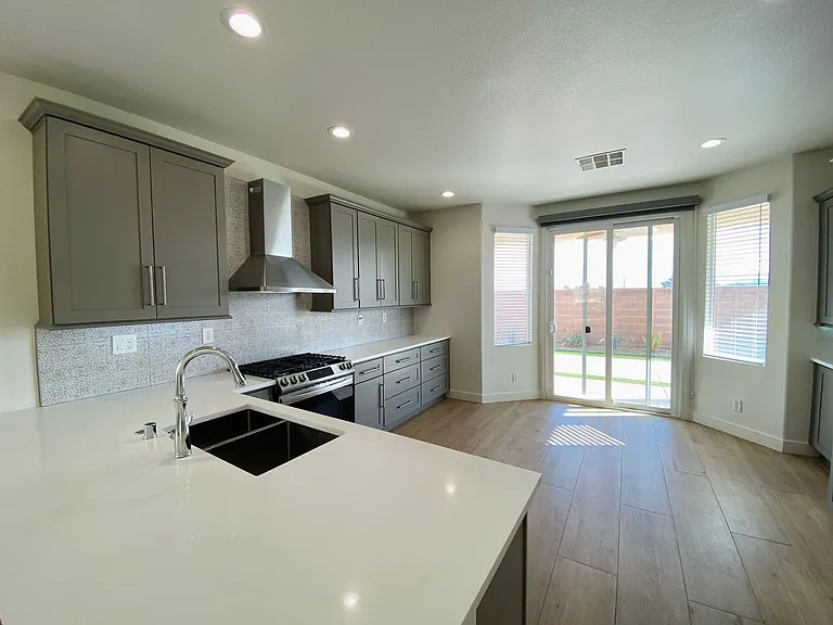 8794 Timber Mesa St — Photo 9