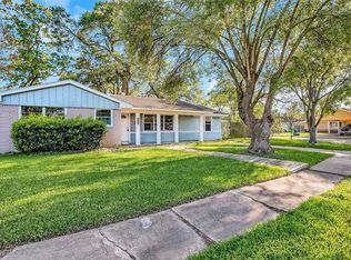 608 Elsa St, Pasadena, TX 77502