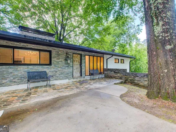1676 Moores Mill Rd NW, Atlanta, GA 30327