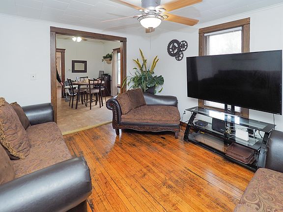 5th image of 507 Douglas Ave