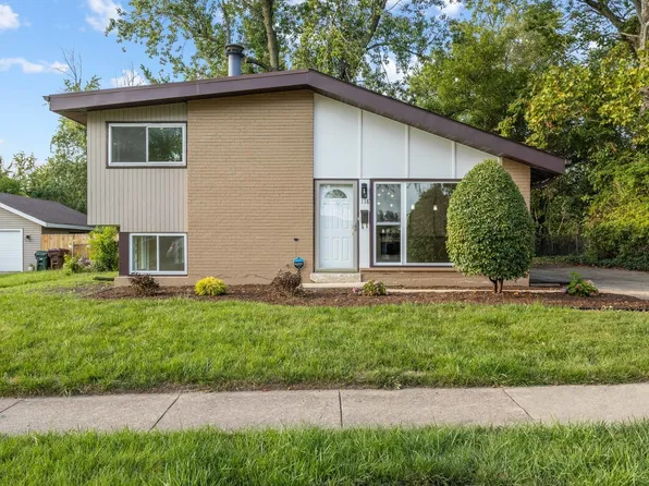 118 Westwood Dr, Park Forest, IL 60466
