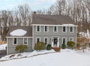 39 Bradley Lane, Newtown, CT 06482