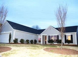 203 Revis Creek Ct, Simpsonville, SC 29681