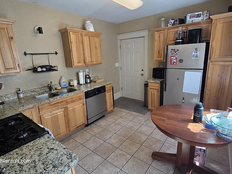 3141 Aldrich Ave S — Photo 8