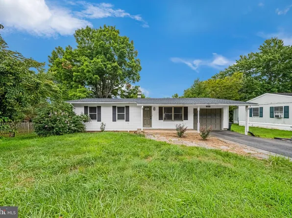 310 S 26th St, Purcellville, VA 20132