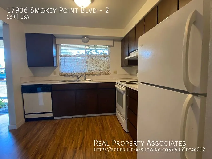 Smokey Point — Photo 2