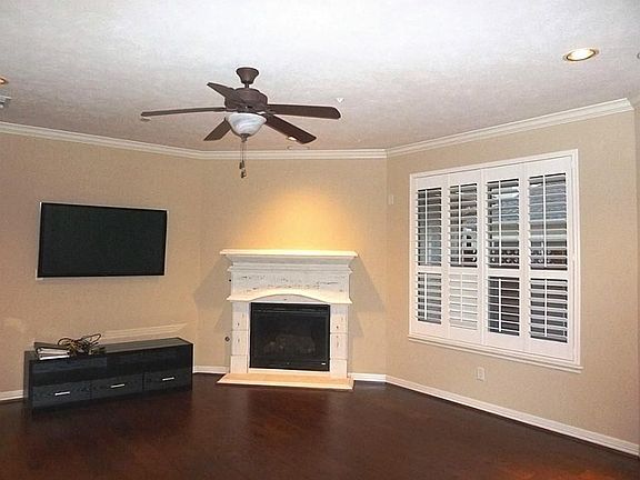2nd image of 4315 Stonebrook Ln