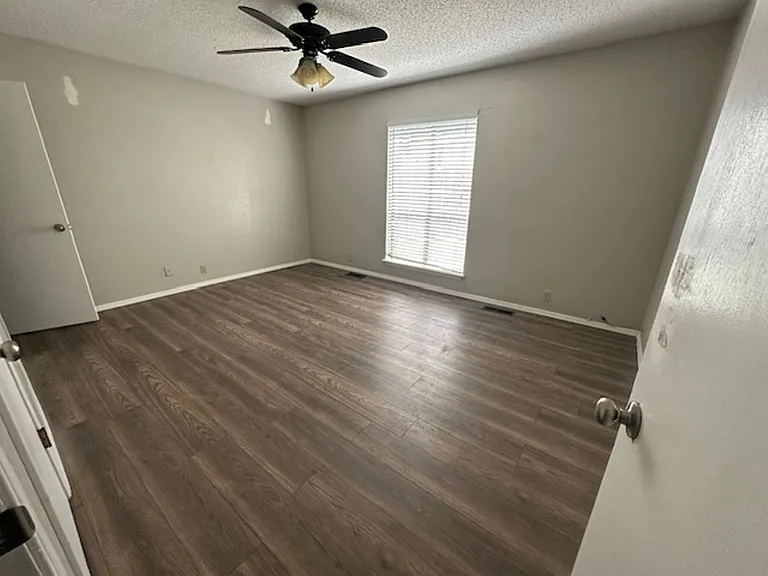 10411 White Oak Canyon Rd — Photo 8