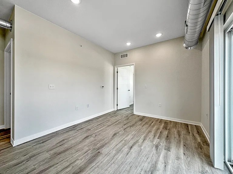 751 NE 60th St #104 — Photo 12