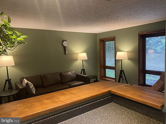 3rd image of 23240 Rosewood Ct #3