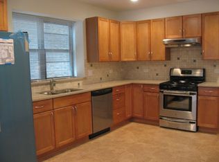 6127 N Washtenaw Ave APT 1, Chicago, IL 60659