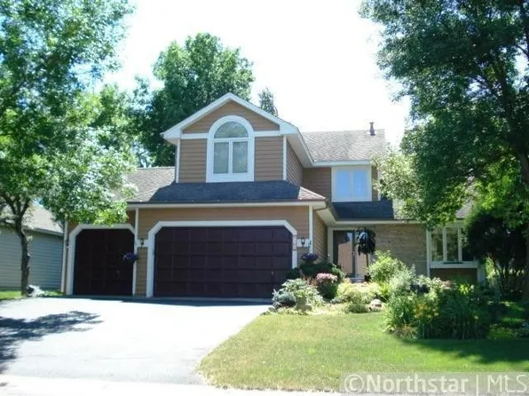 9107 Ashley Ter N, Brooklyn Park, MN 55443