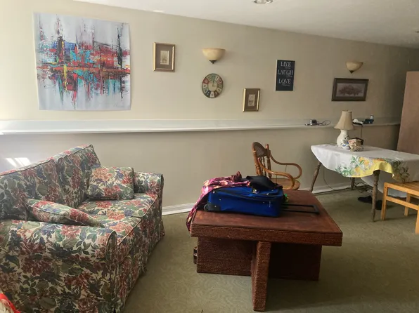 48 Coolidge St #1A, Montpelier, VT 05602