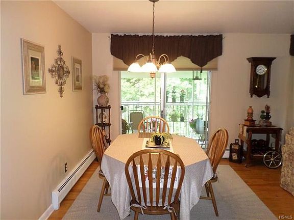 5th image of 9 Barnett Dr #8-F