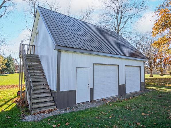 8 West Ave, Elba, NY 14058
