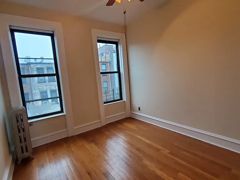 449 3rd St #3R — Photo 23