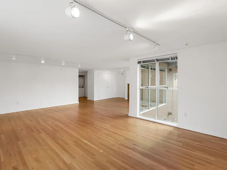460 Natoma St #12 — Photo 9