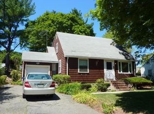 33 Stewart Ter, Belmont, MA 02478