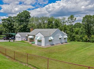 2506 Clayton Rd, Beaver Falls, PA 15010