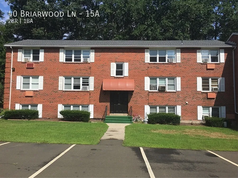 40 Briarwood Ln #15A